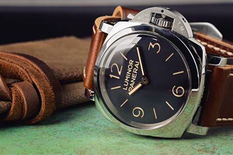 relume a panerai sausgae dial|Panerai sandwich vs sausage dial.